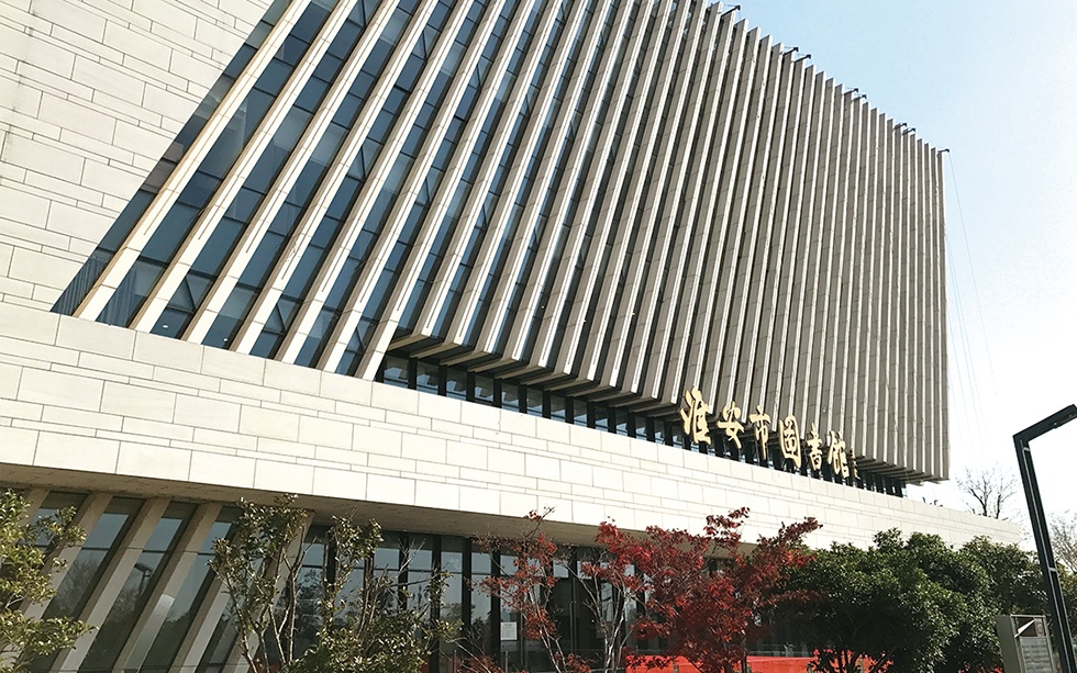 红龙扑克 - 专业在线扑克赛事运营商