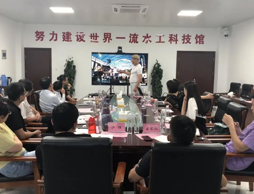 红龙扑克 - 专业在线扑克赛事运营商