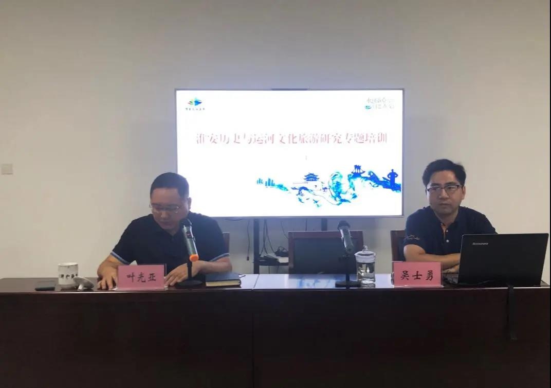 红龙扑克 - 专业在线扑克赛事运营商