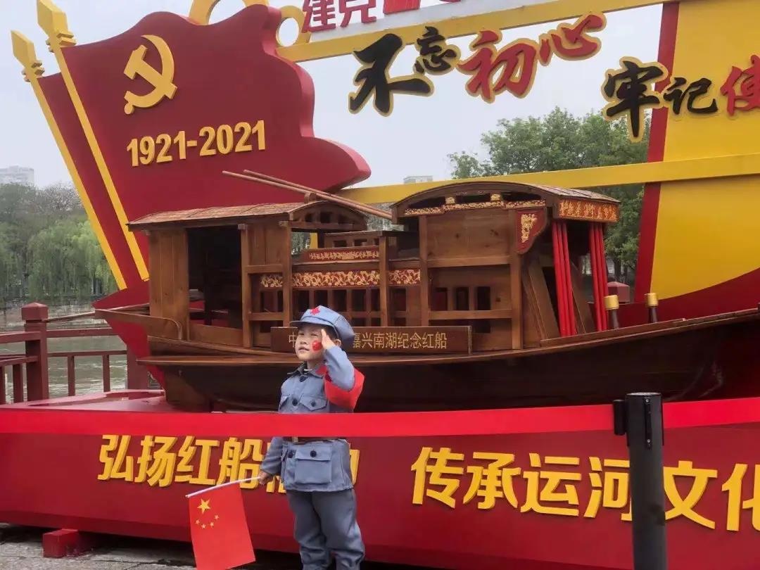 红龙扑克 - 专业在线扑克赛事运营商