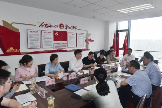 红龙扑克 - 专业在线扑克赛事运营商
