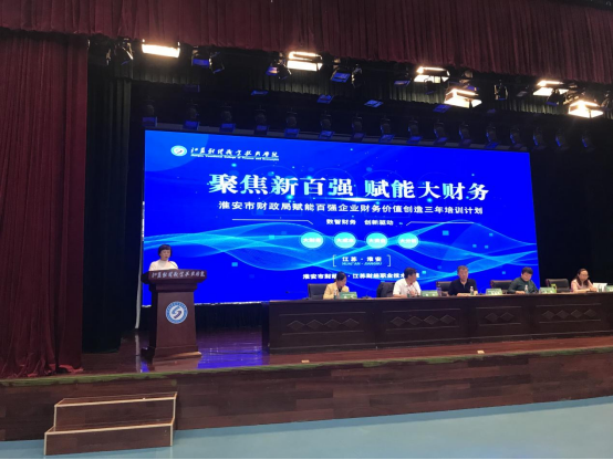 红龙扑克 - 专业在线扑克赛事运营商