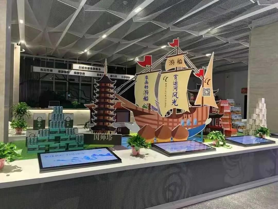 红龙扑克 - 专业在线扑克赛事运营商