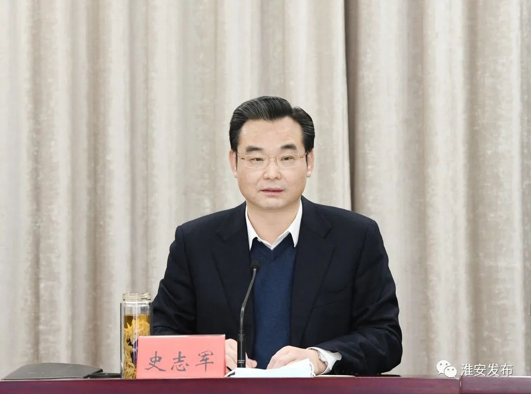 红龙扑克 - 专业在线扑克赛事运营商