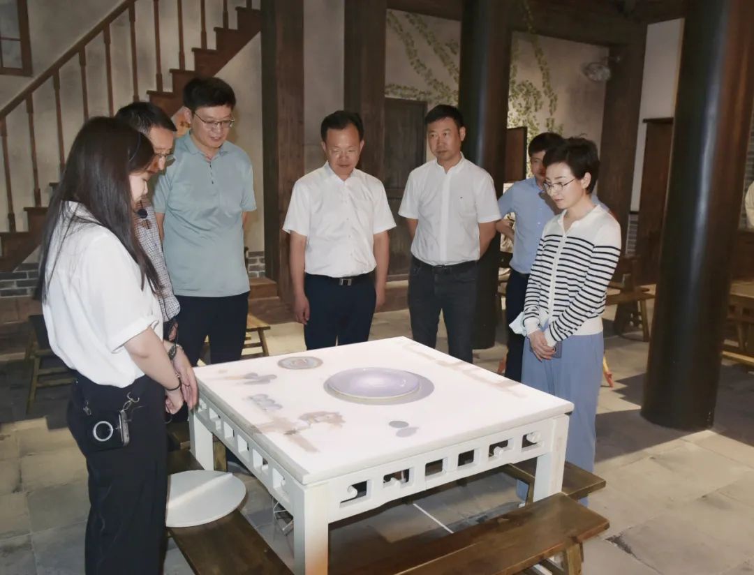 红龙扑克 - 专业在线扑克赛事运营商