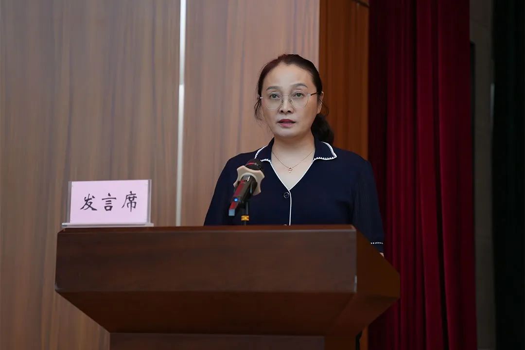 红龙扑克 - 专业在线扑克赛事运营商