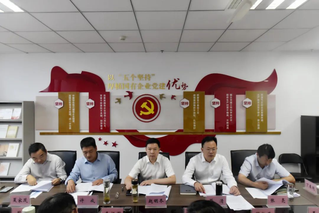 红龙扑克 - 专业在线扑克赛事运营商