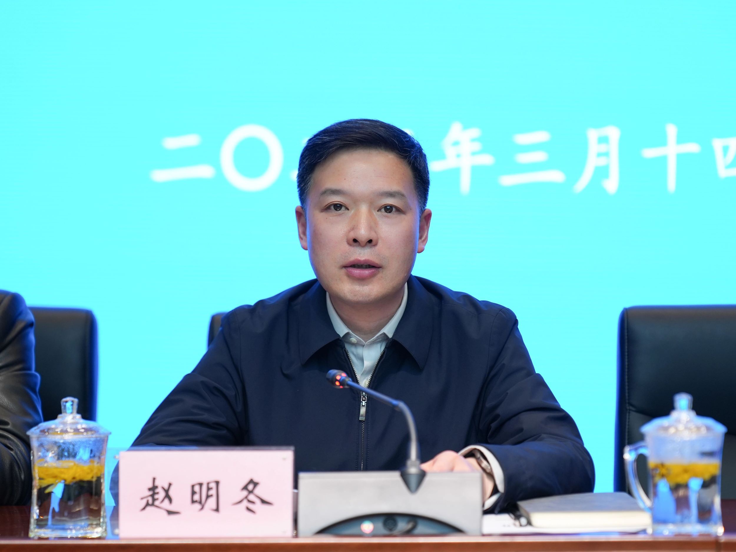 红龙扑克 - 专业在线扑克赛事运营商