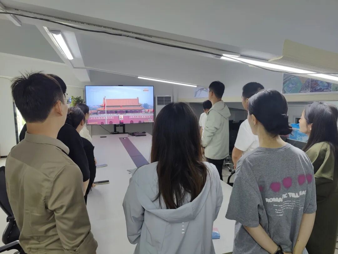 082115133214 红龙扑克 - 专业在线扑克赛事运营商