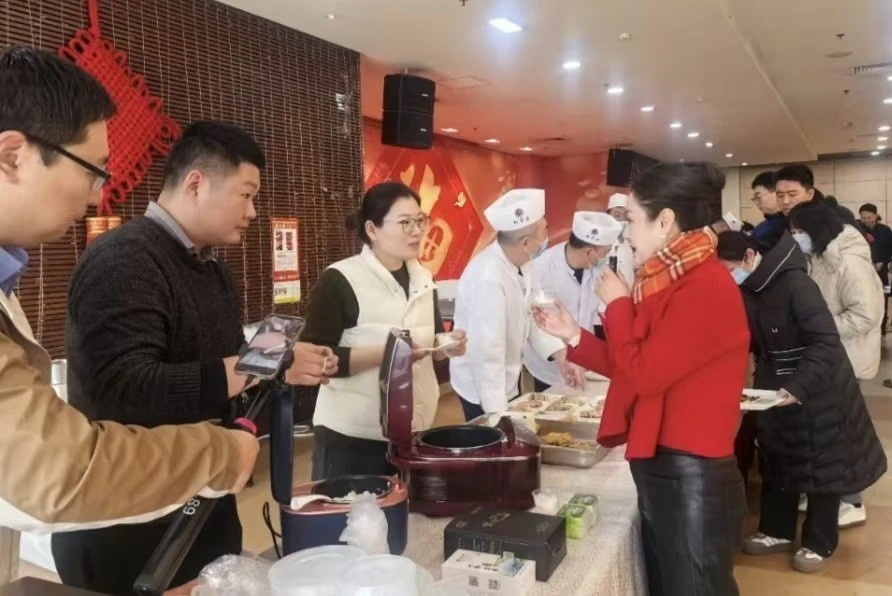 262032217290 红龙扑克 - 专业在线扑克赛事运营商