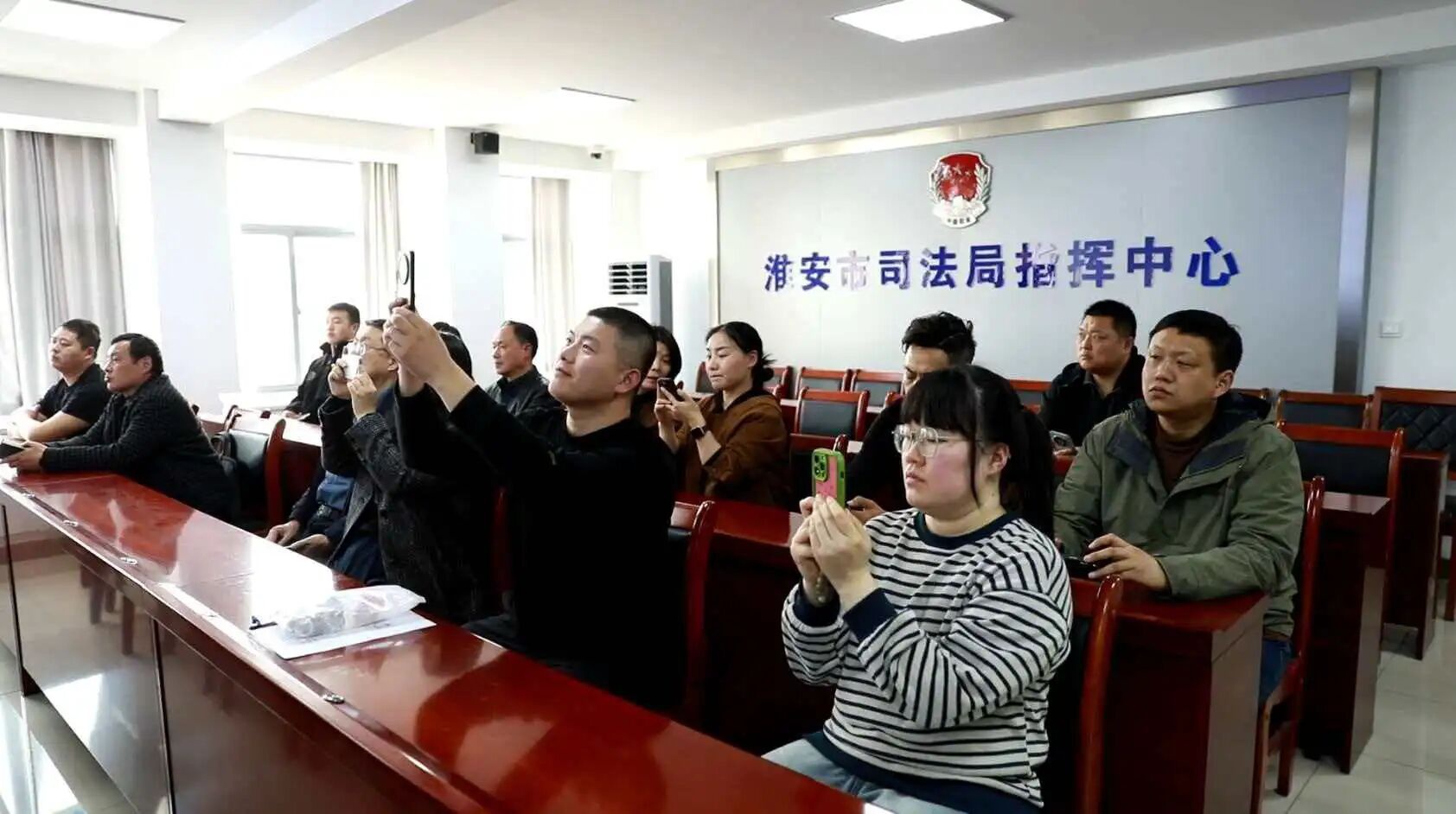 红龙扑克 - 专业在线扑克赛事运营商